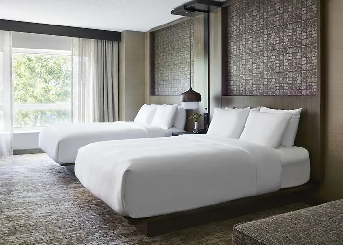 Chicago Marriott Southwest At Hotel 4*