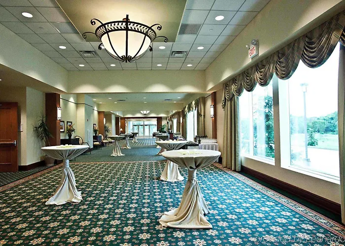 Chicago Marriott Southwest At Hotel 4*